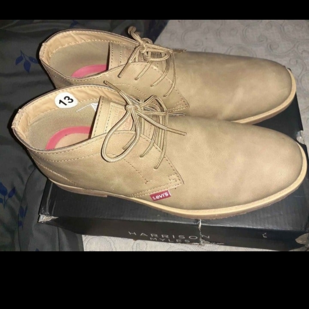 Men Levi shoes 13